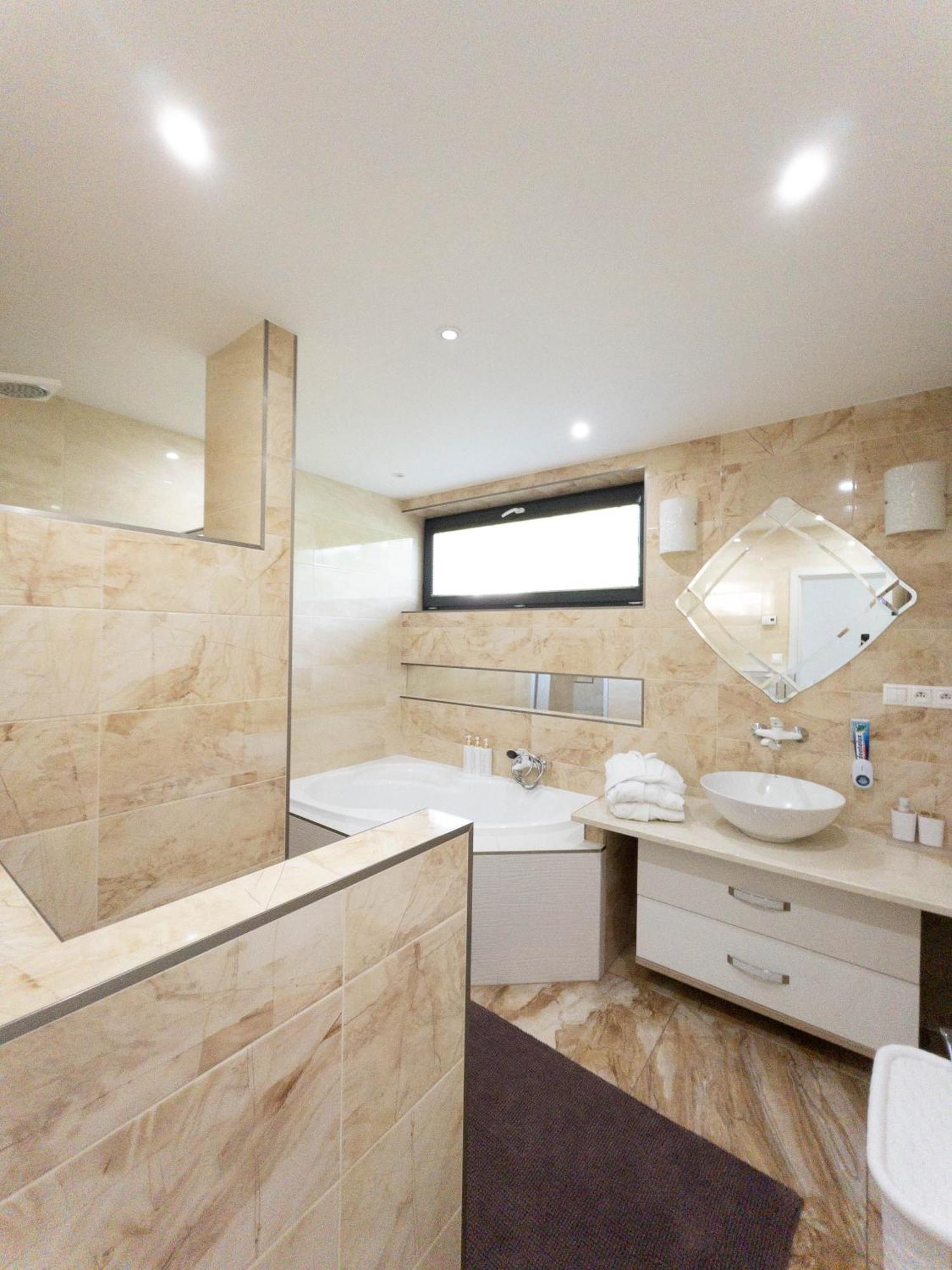 Apartman Navrchu Brezno Dış mekan fotoğraf